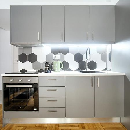 Majestic Flat With Huge Terrace In The City Center Atenas Exterior foto