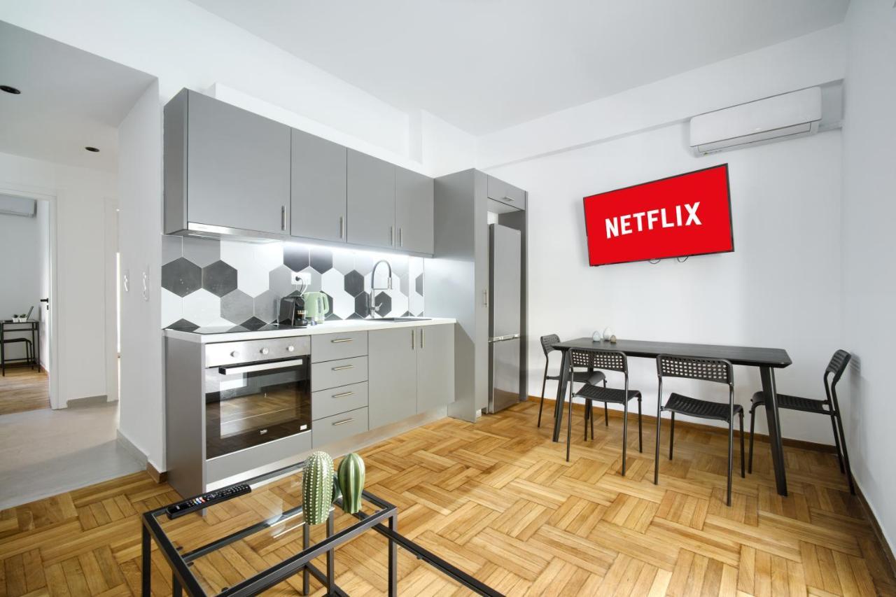 Majestic Flat With Huge Terrace In The City Center Atenas Exterior foto