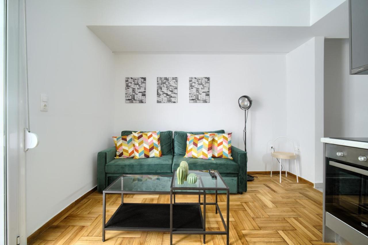 Majestic Flat With Huge Terrace In The City Center Atenas Exterior foto